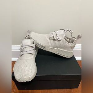 Adidas Originals NMD R1 Boost Gym Running Lifestyle Women’s Size 8.5 Shoe NEW